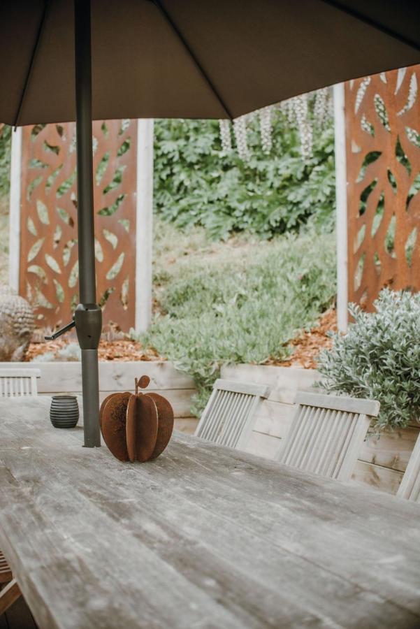 Demure Charm 4 Bedrooms Rye Ngoại thất bức ảnh